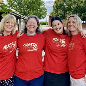 Ladies in Red (Chairo Staff Team 1)